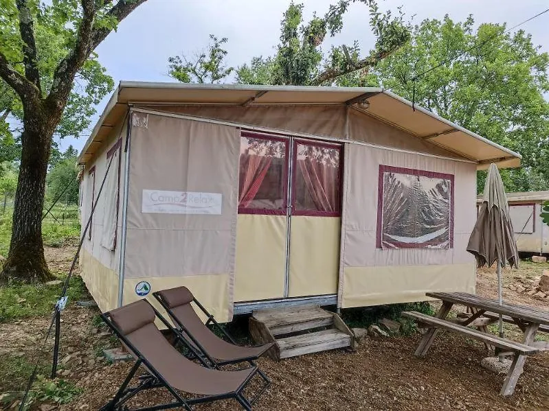 Campsite Chalet Lodge Joyeuse France